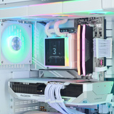 ALTERNATE Gamer Pro R7-9070XT White gaming pc Wit | Ryzen 7 9850X3D | RX 9070 XT | 32 GB | 2 TB SSD