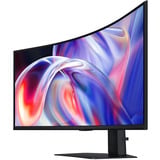 Samsung ViewFinity S8 S85TH 40" 4K Ultra HD Curved UltraWide monitor Zwart, 1x DisplayPort, 1x HDMI, 1x USB-C, 5x USB-A, 2x Thunderbolt, 1x RJ-45, 144 Hz, HDMI, DisplayPort, 5x USB-A, USB-C, 2x Thunderbolt