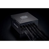 Cooler Master GX III Gold, 750 Watt voeding  Zwart, 3x PCIe, Kabelmanagement