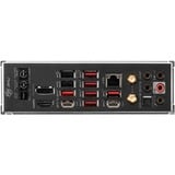 MSI MPG X670E CARBON WIFI socket AM5 moederbord Zwart, RAID, Gb-LAN, WLAN, BT, Sound, ATX