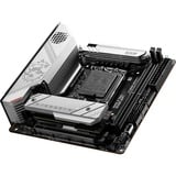 MSI MPG Z790I EDGE WIFI socket 1700 moederbord Zilver, RAID, 2.5 Gb-LAN, WLAN, BT, Sound, Mini-ITX