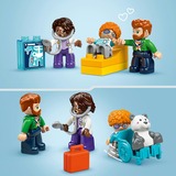 LEGO DUPLO Stad - Voor het eerst naar de dokter Constructiespeelgoed 10449