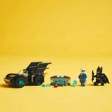 LEGO DC Super Heroes - Batman en Batmobile vs. Mr. Freeze Constructiespeelgoed 76301