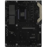 ASRock B550 Extreme4 socket AM4 moederbord Zwart/blauw, RAID, 2.5 Gb-LAN, Sound, ATX